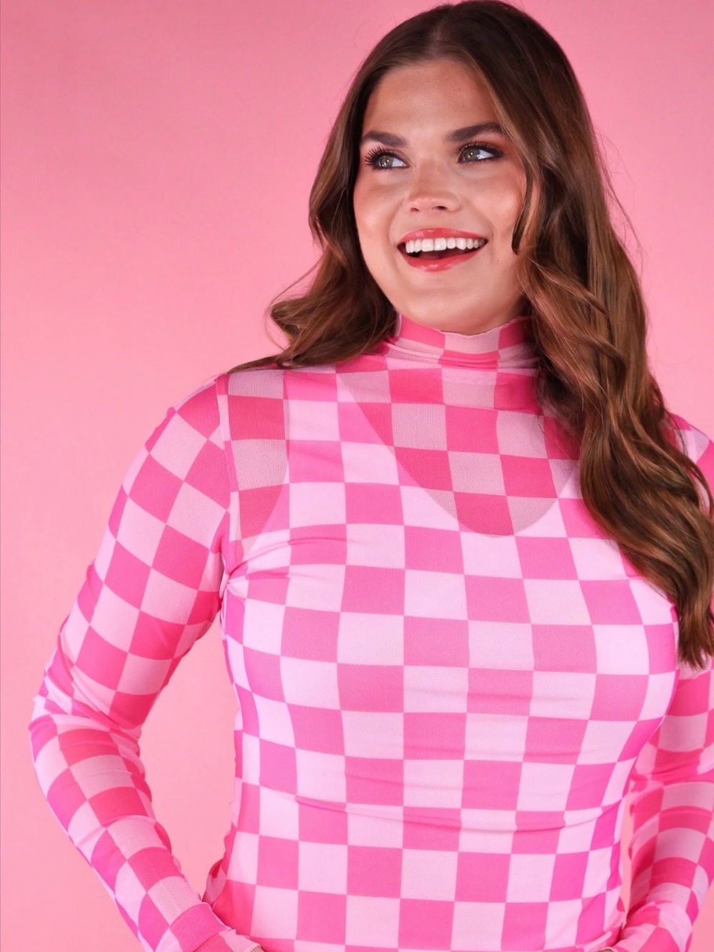 CUTE Jess Lea Pink Checkered Long-Sleeve mesh top”fits size 20”